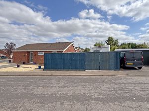 Photo 16- click for photo gallery